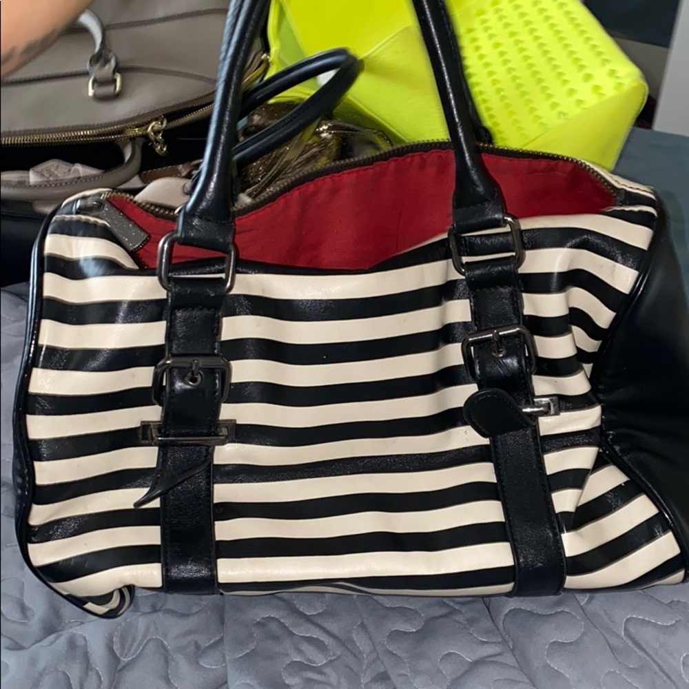 Black and white striped EXPRESS purse